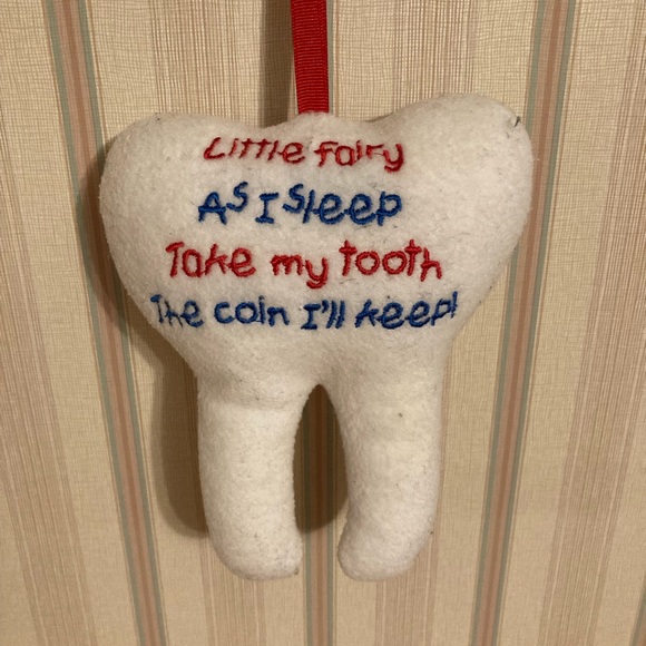 ⭐️LAST CHANCE⭐️ Tooth Fairy Pillow - Picture 2 of 8